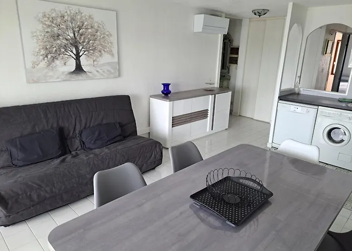 Amoureva B34, T3, Vue Mer, Piscine, Parking, Clim 아파트 아그